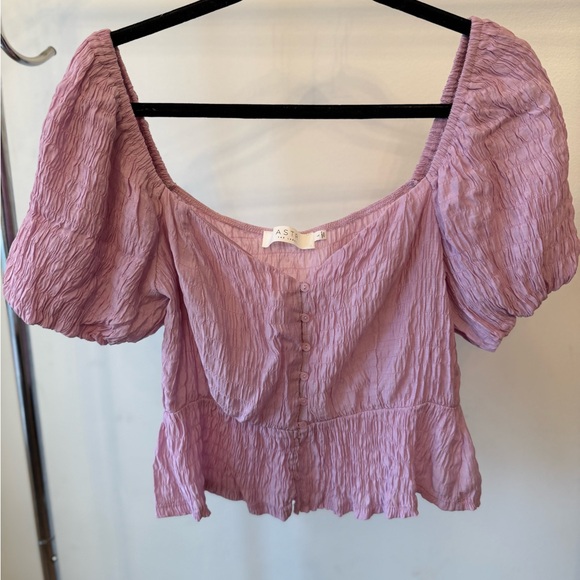 Astr Lilac Puff Sleeve Button-Front Peplum Top - Picture 2 of 5